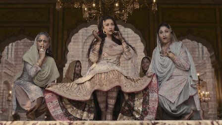 情迷希拉曼地 璀璨名姝封面图