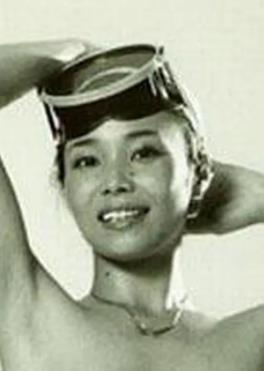 少女木马责罚封面图