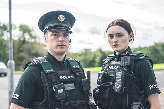 警之光 第二季封面图