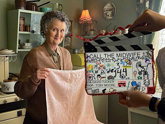 呼叫助产士 第十三季封面图