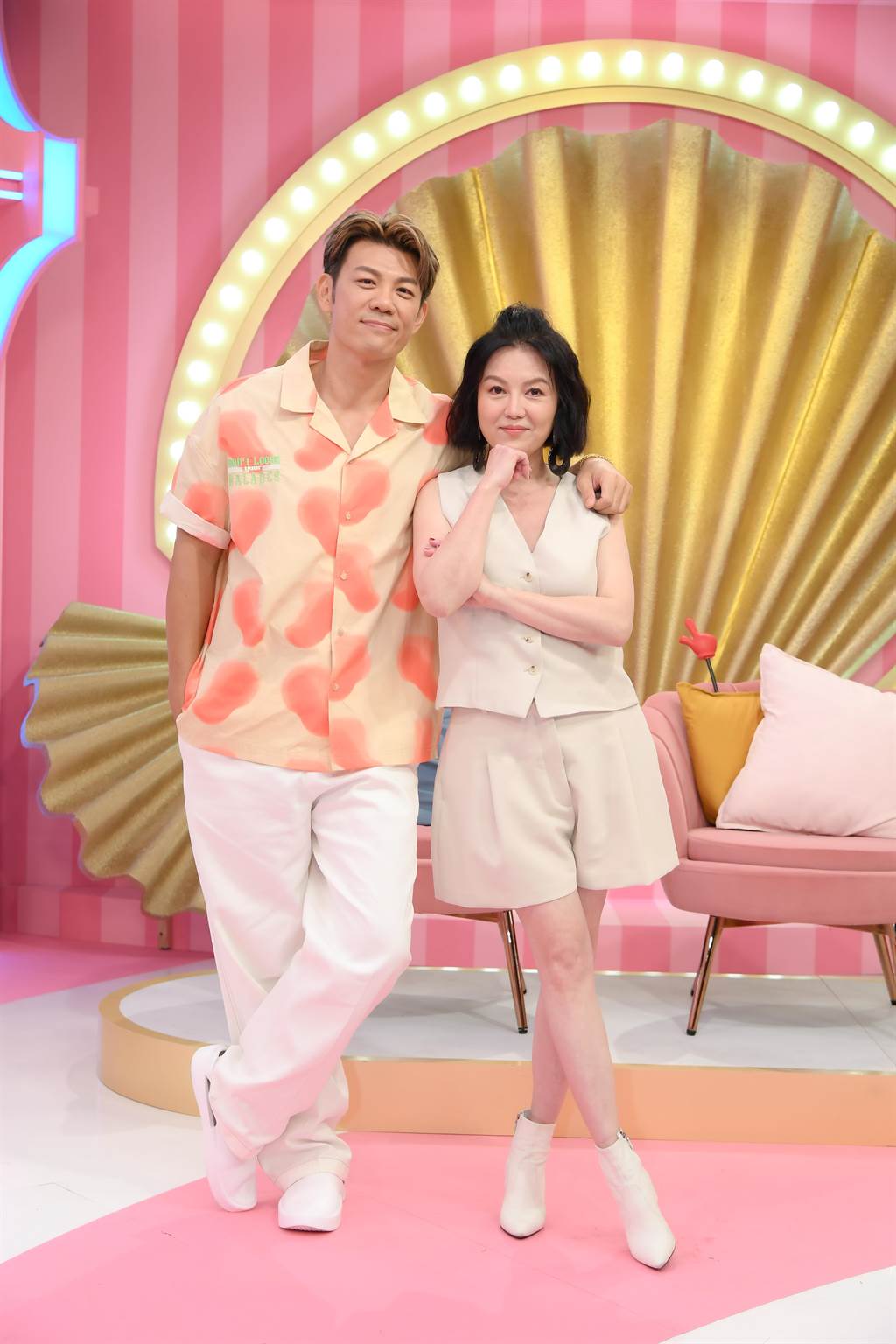 阿姐万岁封面图